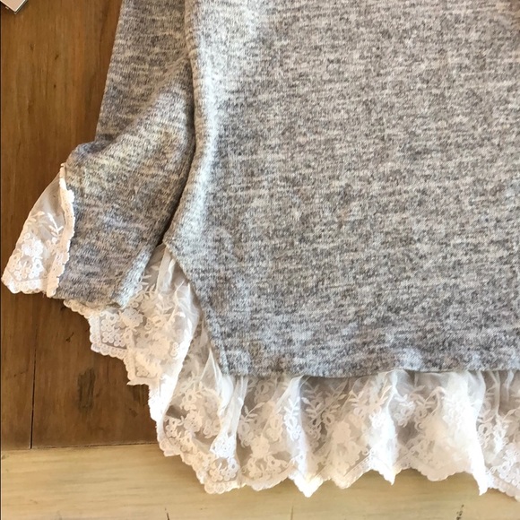 Juniors size XL Grey sweater with lace - Picture 7 of 8